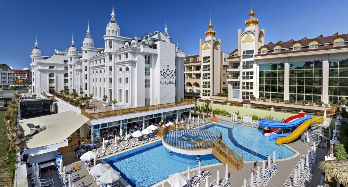 Turcja na wypasie: all inclusive w 5* Side Royal Palace od 1235 PLN. Wylot z 3 miast
