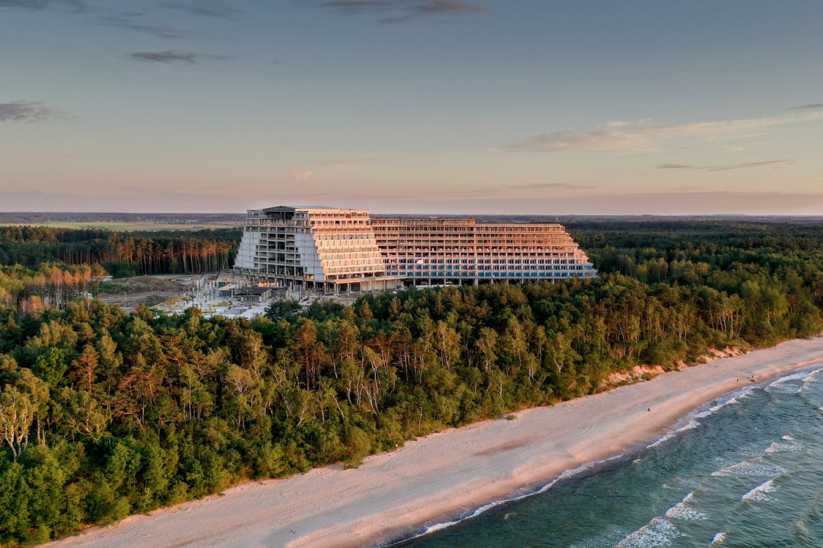 Największy hotel w Polsce prawie ukończony. Znamy datę otwarcia nadmorskiego giganta