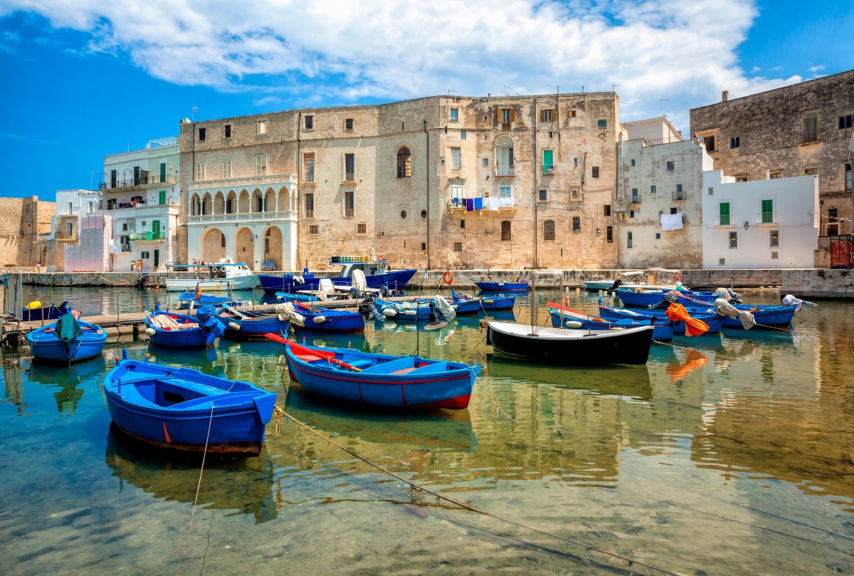 Last minute w Apulii: okołoweekendowa wycieczka do Monopoli za 526 PLN. Loty z Krakowa + hotel w centrum