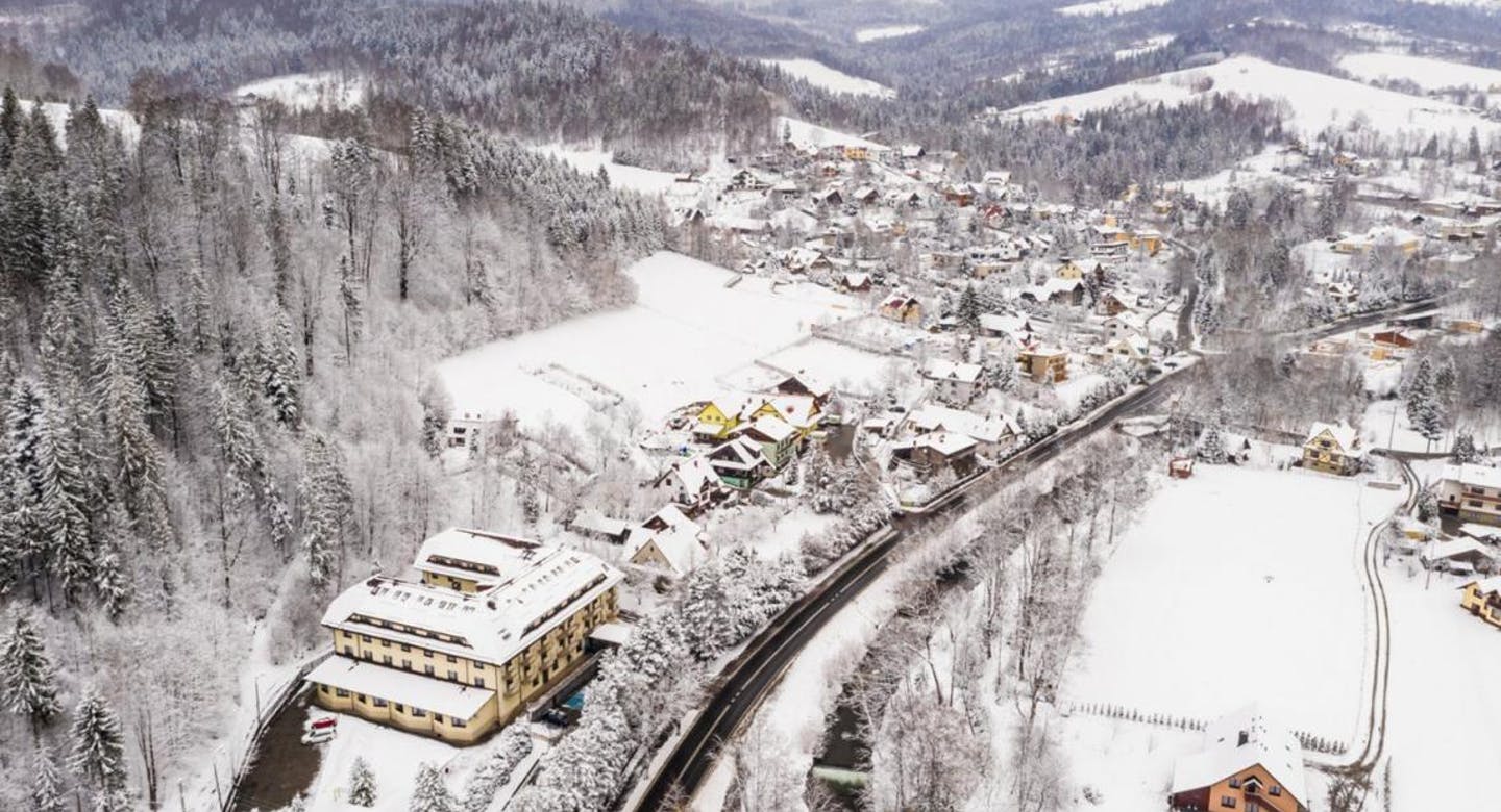 Świąteczna promocja w Travelist: zbiór noclegów z wyżywieniem od gór aż po Bałtyk już od 169 PLN/pokój