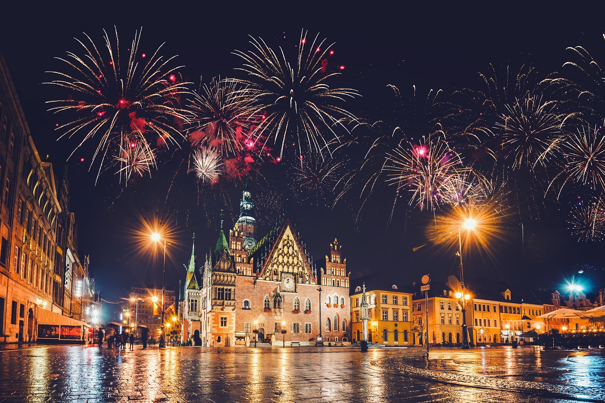 Promocja w PLL LOT: sylwestrowy zbiór lotów po Polsce od 154 PLN!