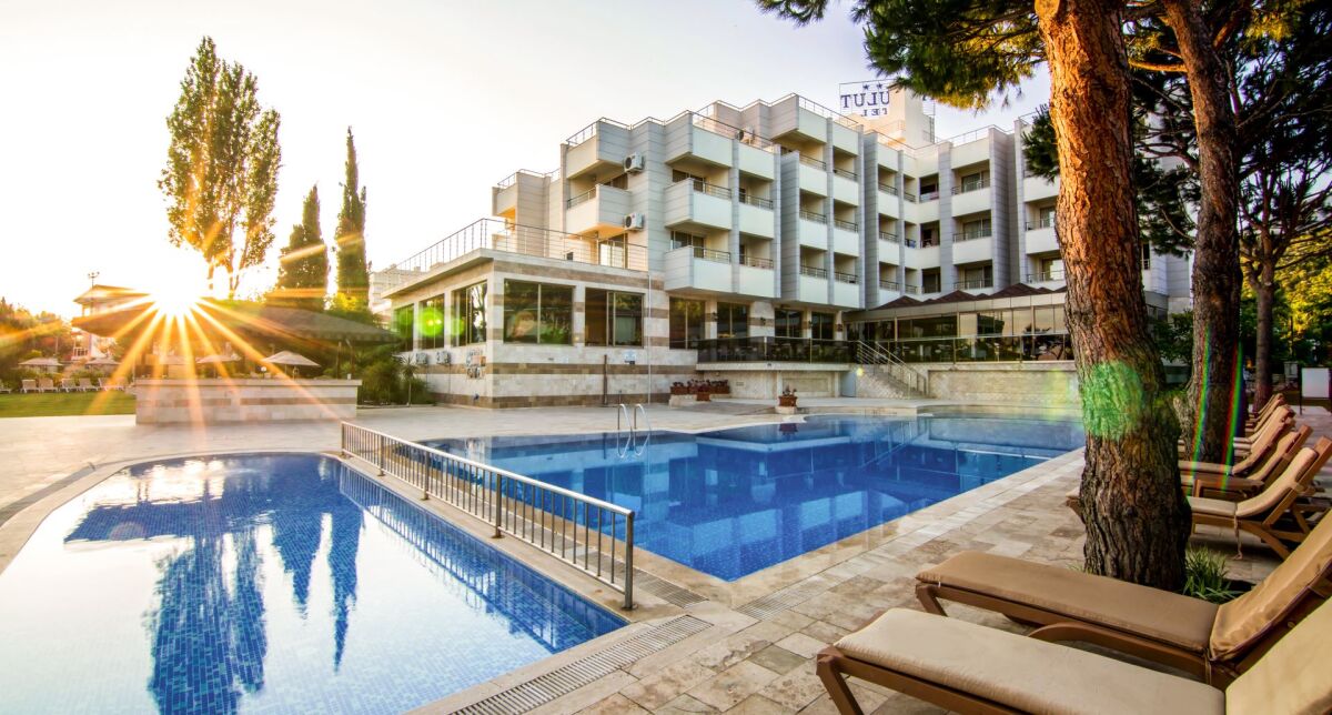 Majówka na Wybrzeżu Egejskim: all inclusive w 4* hotelu za 1609 PLN. Wylot z Warszawy