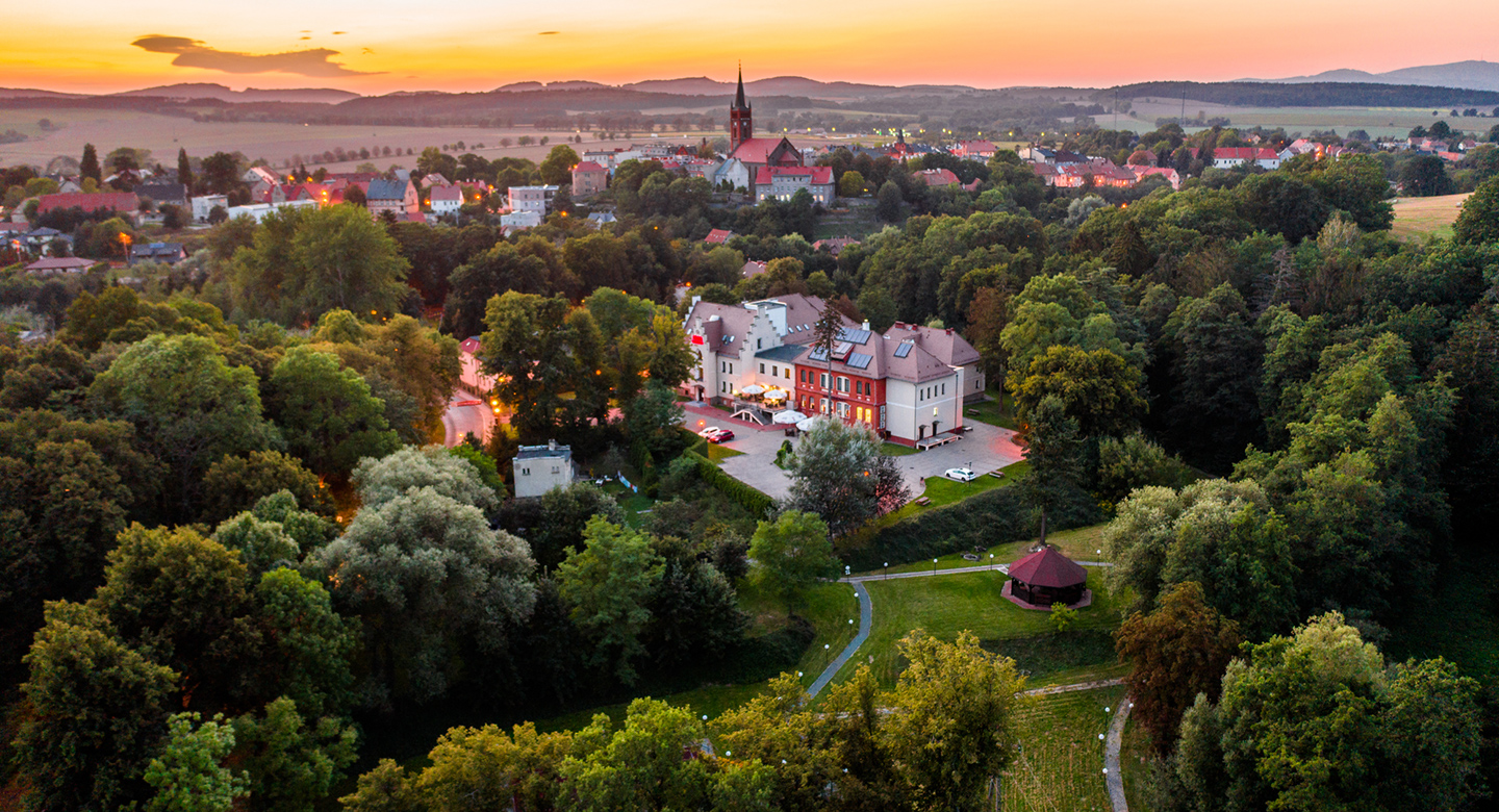 Wino & spa w Górach Sowich: noclegi ze śniadaniami w 3* hotelu za 269 PLN/pokój