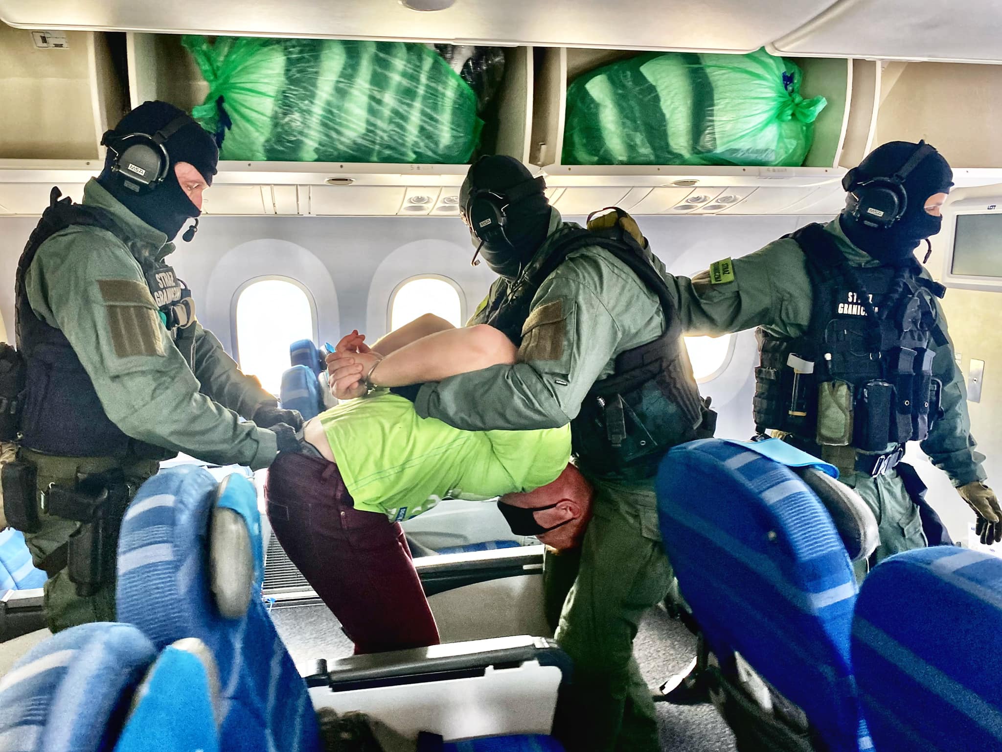 Zakaz lotów nie zdobył waszej sympatii, ale czy słusznie? „Sami sobie będą latać tymi samolotami”