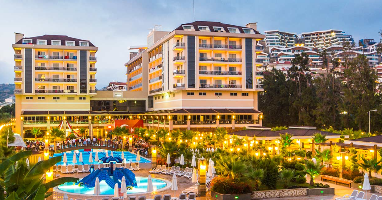 Ultra all inclusive w Turcji: tydzień w 5* hotelu od 1894 PLN (wyloty z Katowic i Warszawy)