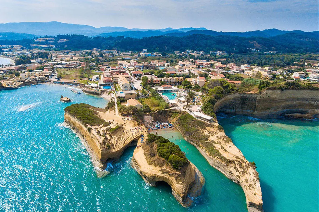 Zbiór lotów do Grecji: Korfu, Saloniki, Kreta, Rodos, Santoryn, Zakintos i Ateny z Polski od 89 PLN!