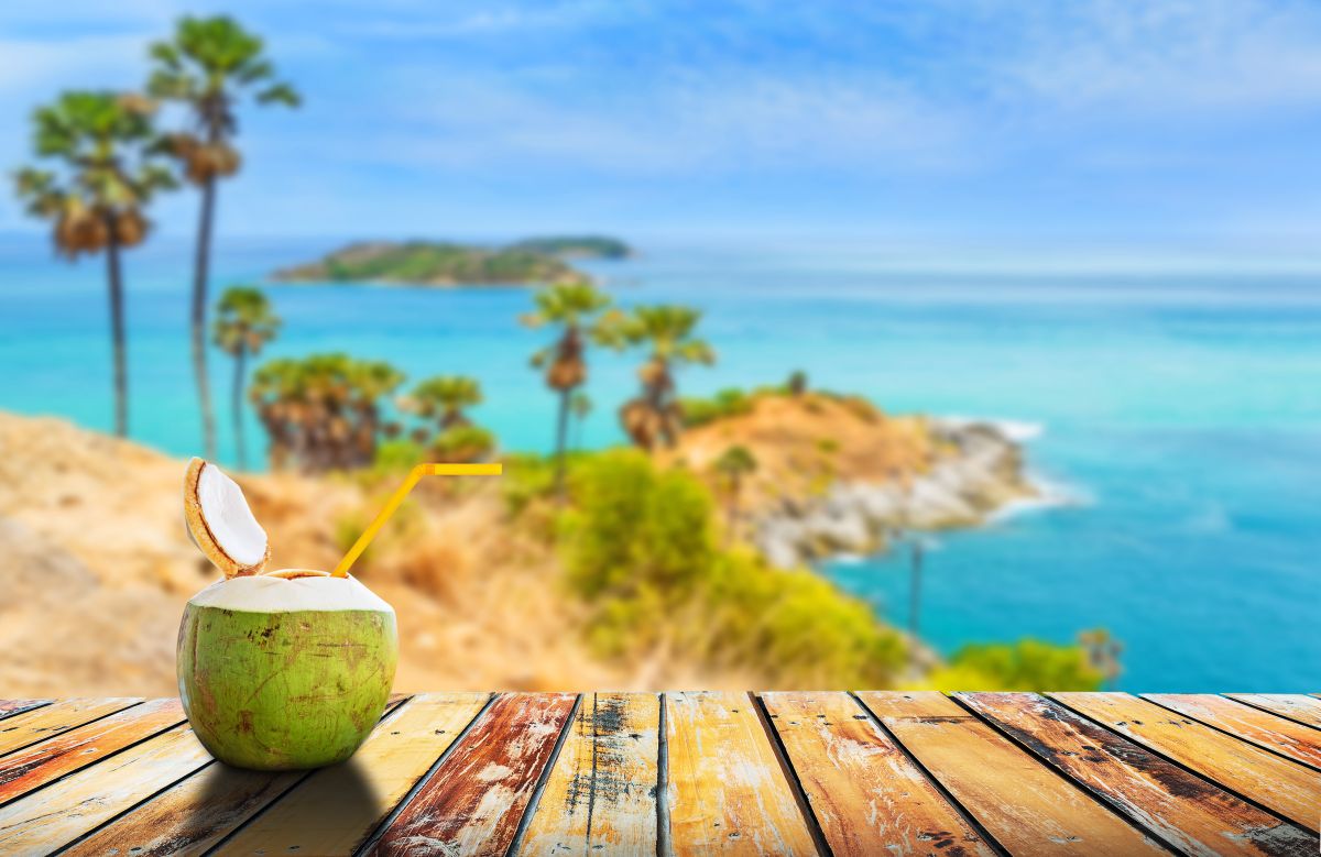 Phuket na 8-dniową wycieczkę za 2801 PLN. Loty z Warszawy + 5* hotel