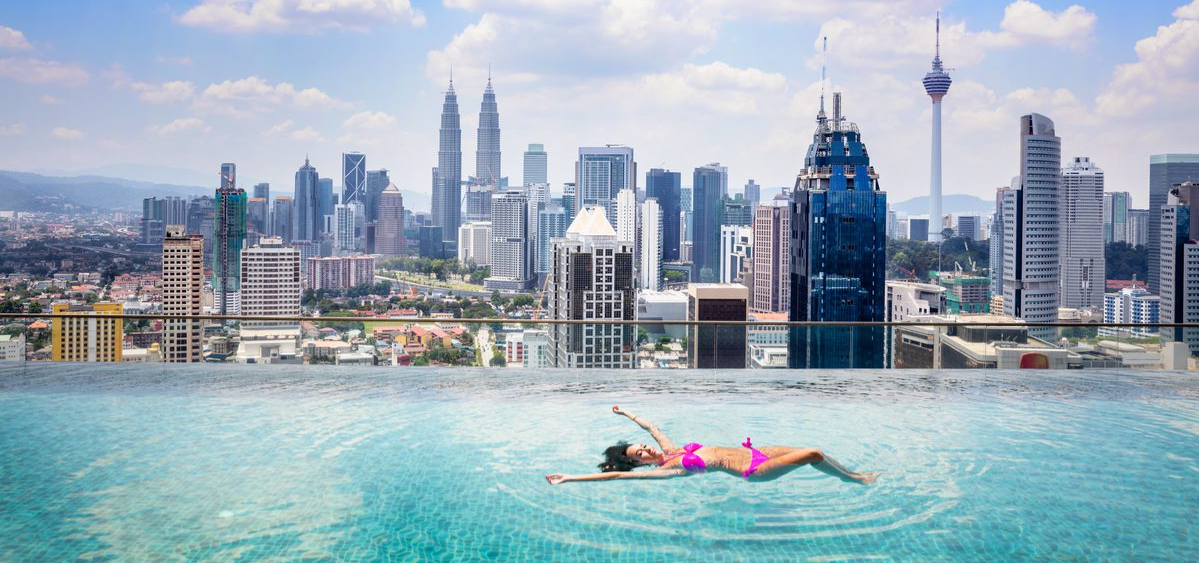 Kuala Lumpur na tydzień za 3194 PLN. Loty z Warszawy z bagażem + 5* hotel z basenem infinity
