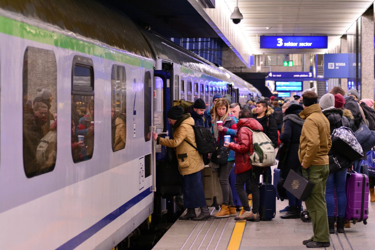 Nowy cennik PKP Intercity hitem! Rzuciliśmy się na tanie bilety, system padł, ale… czy to się opłaca?