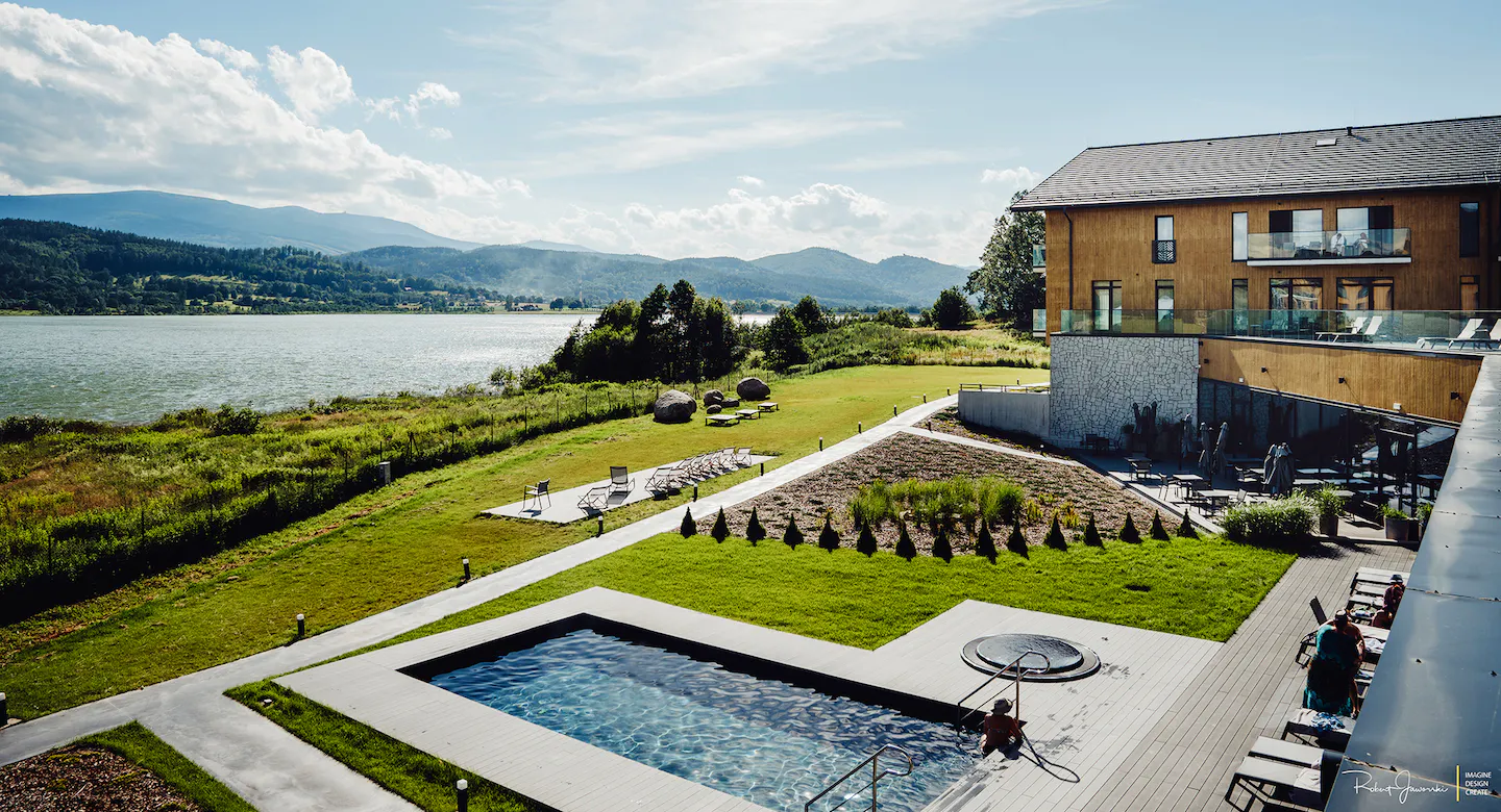 Relaks w Karkonoszach: 4* Lake Hill Resort & Spa ze śniadaniami od 389 PLN/pokój