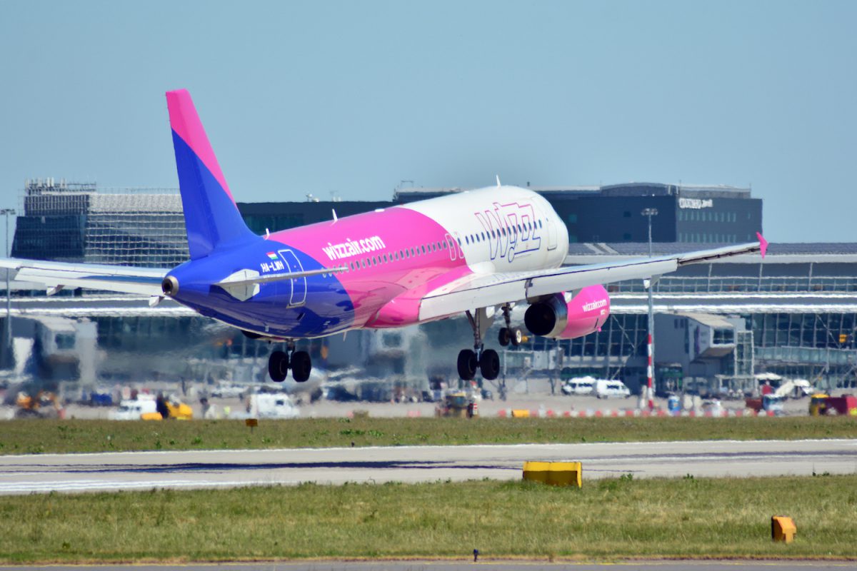 Wizz Air usuwa na stałe kilka lotnisk, na które latał z Polski. Zawieszone trasy już nie wrócą?