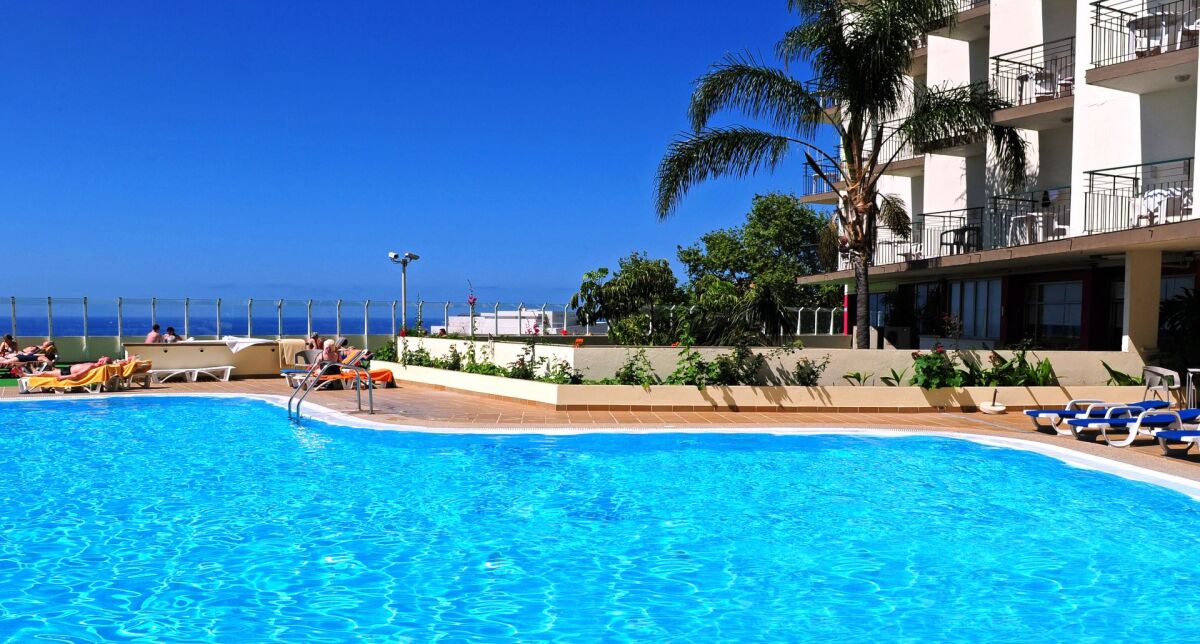 Last minute na Maderze. Tydzień w hotelu z wliczonym wyżywieniem za 2696 PLN. Wylot z Poznania