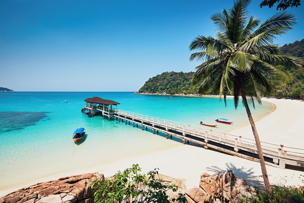 Wyspy Perhentian na wakacje za 4848 PLN. Loty z Katowic + noclegi (ze śniadaniami) przy plaży