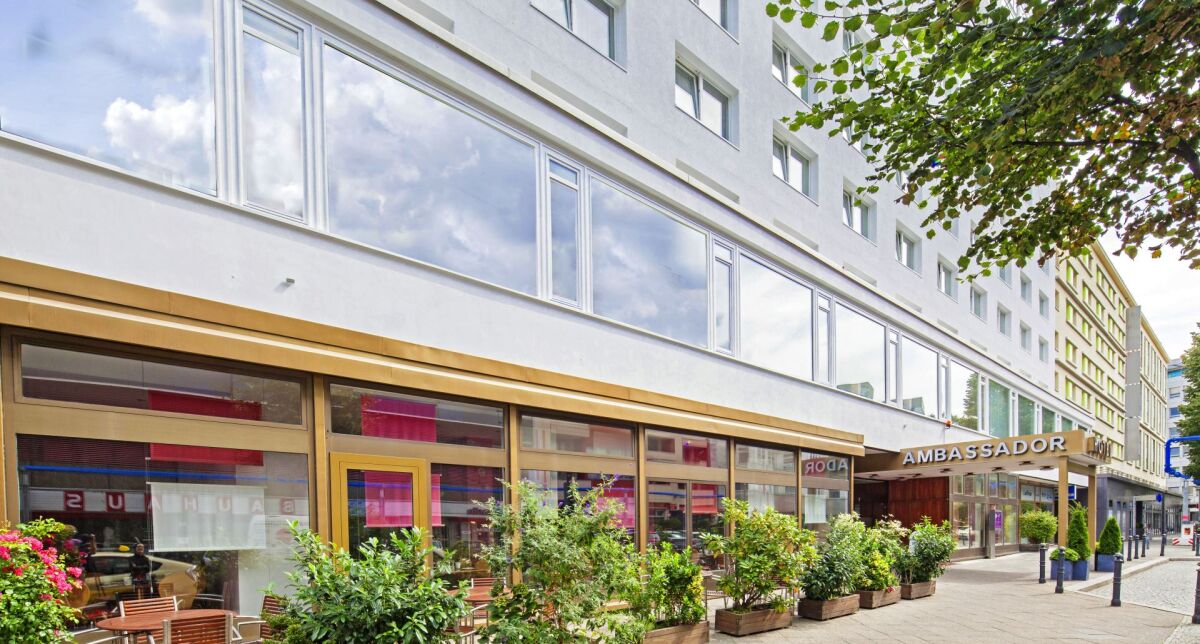 Majówka w Berlinie: dobrze oceniany Sorat Hotel Ambassador za 470 PLN/osoba/2 noce