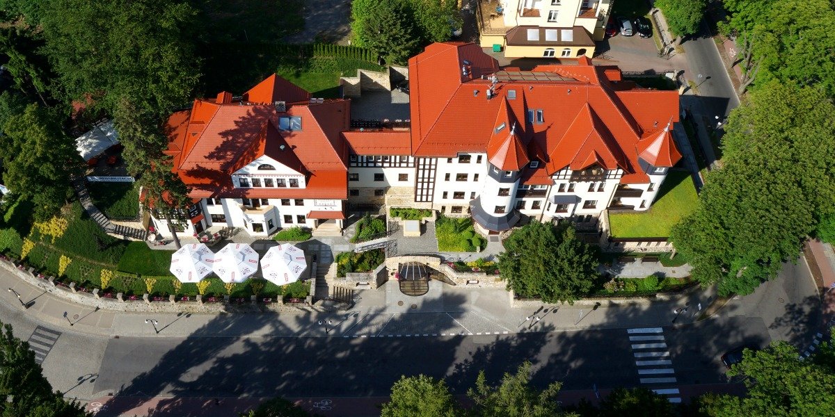 Polanica-Zdrój: 4* hotel Bukowy Park & Apartamenty z wyżywieniem od 299 PLN/pokój. Także na wakacje