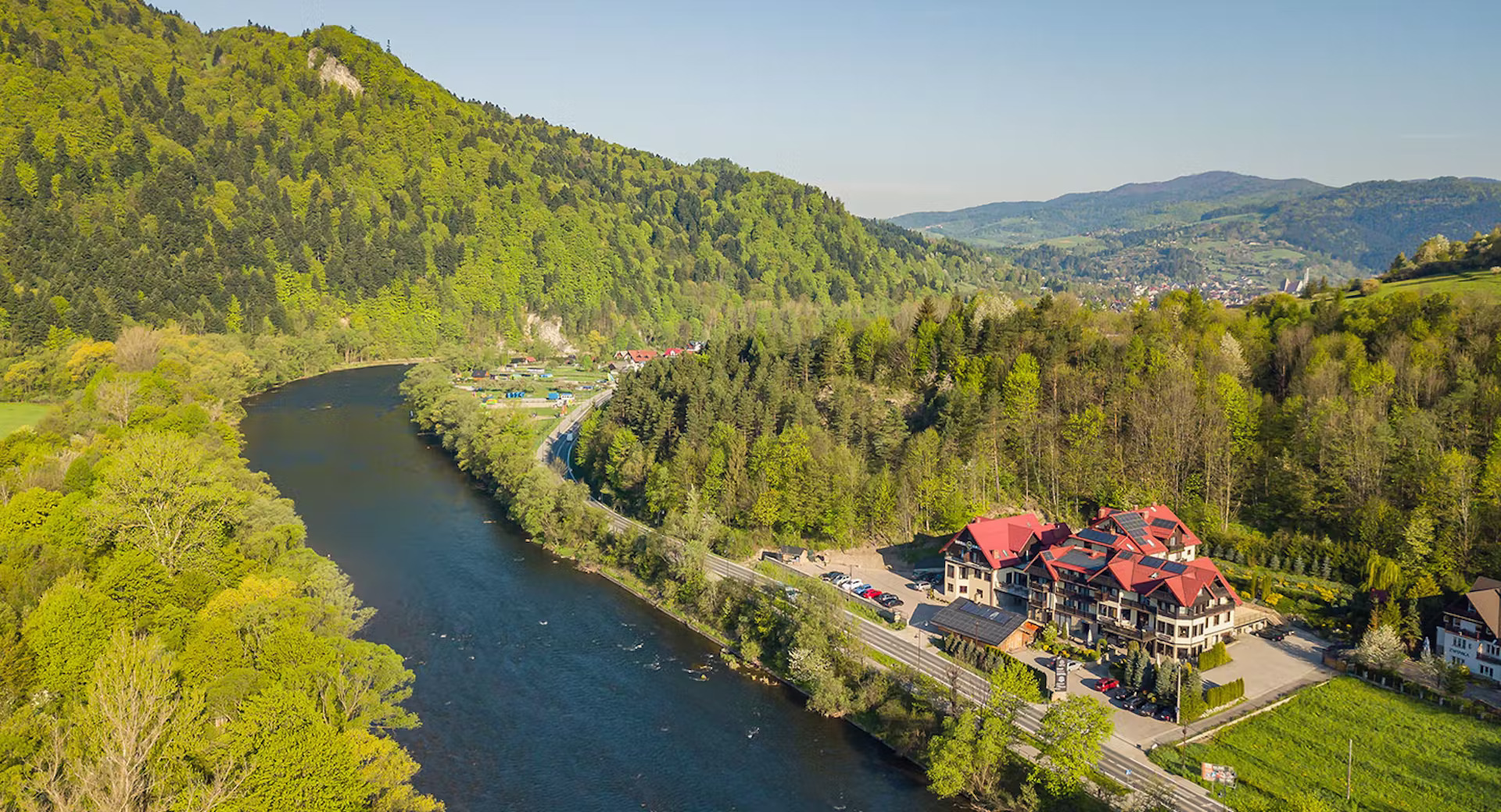 Relaks nad brzegiem Dunajca: hotel Smile z wyżywieniem od 295 PLN/pokój