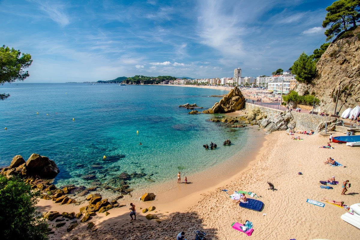 Costa Brava na majówkę: tydzień w 4* hotelu z all inclusive za 2804 PLN. Wylot z Warszawy