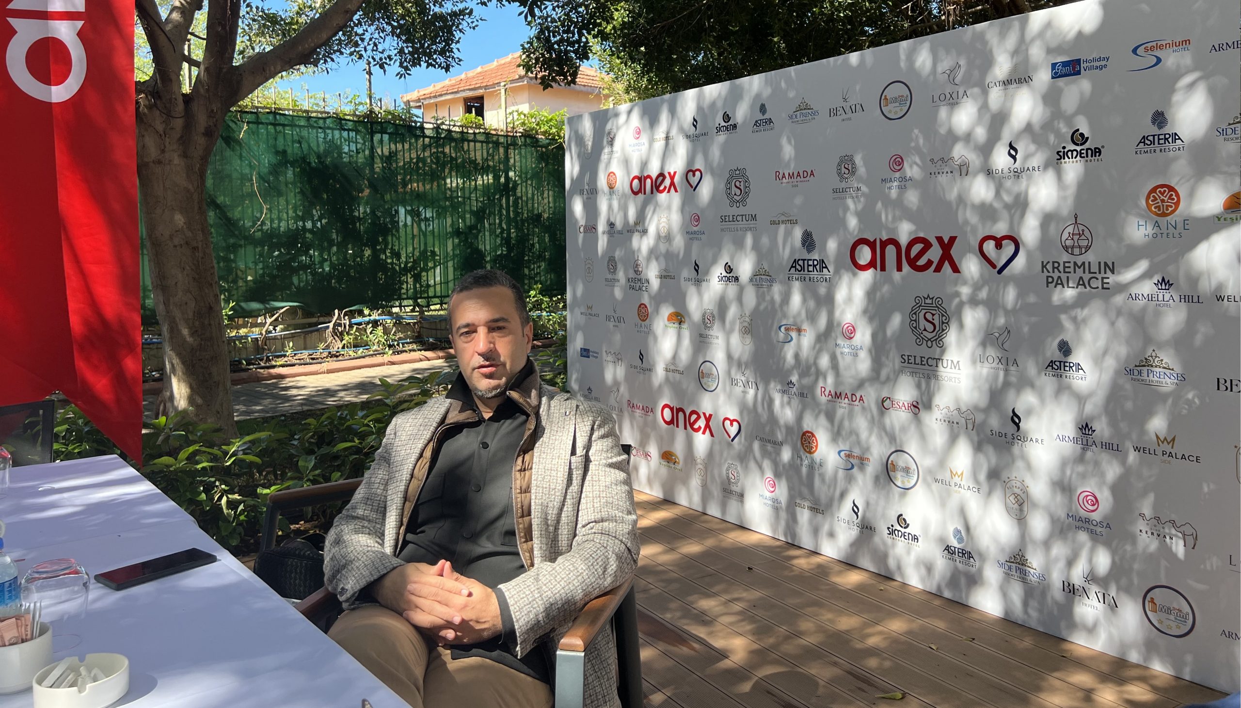 Anex Tour