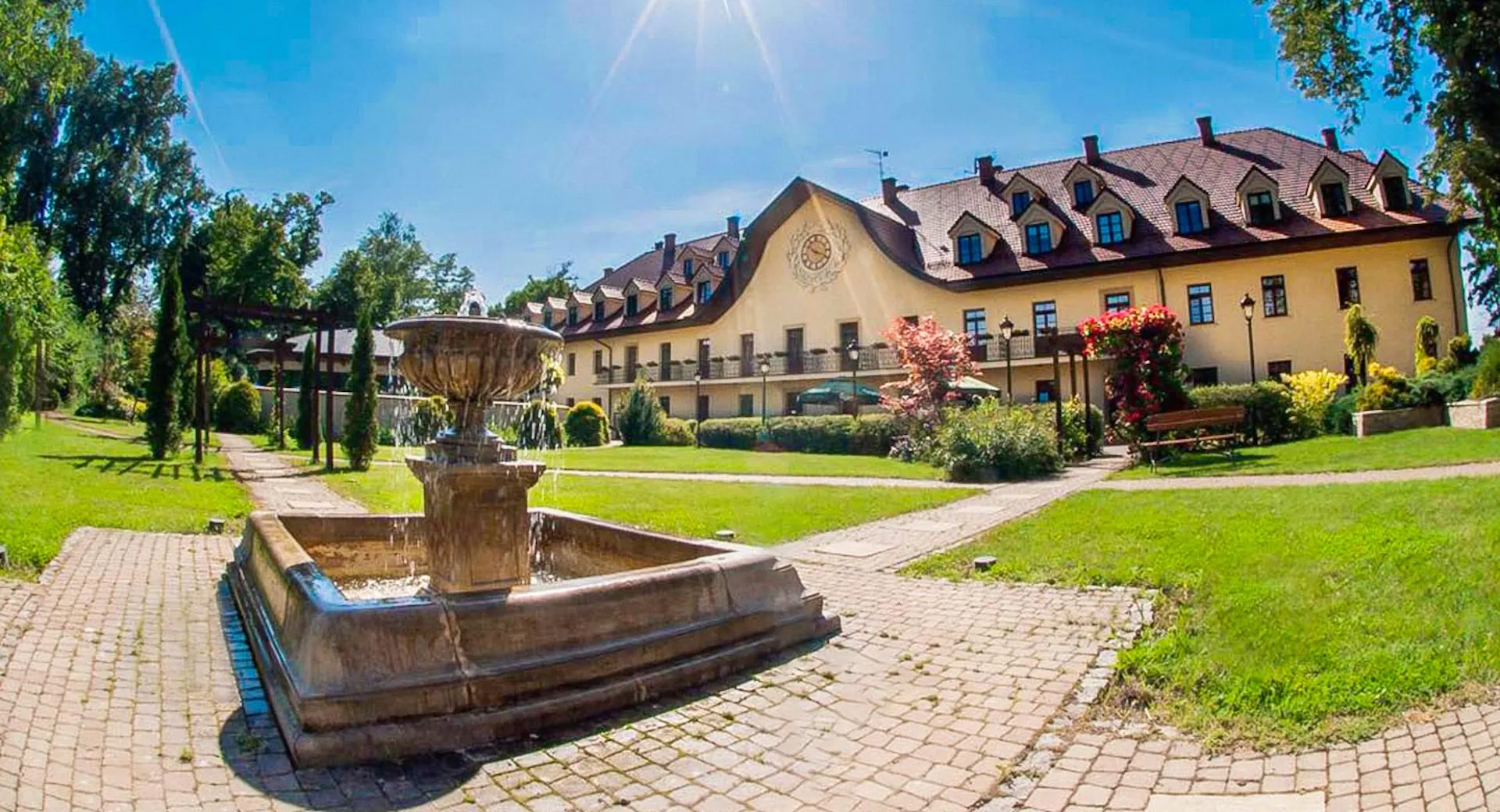 Fala oszczędności w Travelist.pl: znakomite hotele w Polsce i za granicą od 274 PLN/pokój