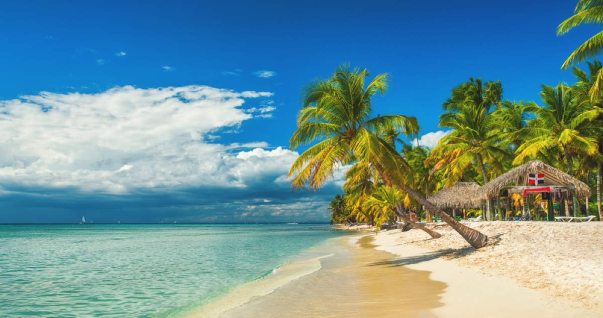 Wycieczka do Dominikany za 3805 PLN. Loty z Warszawy + noclegi (ze śniadaniami) niedaleko plaży