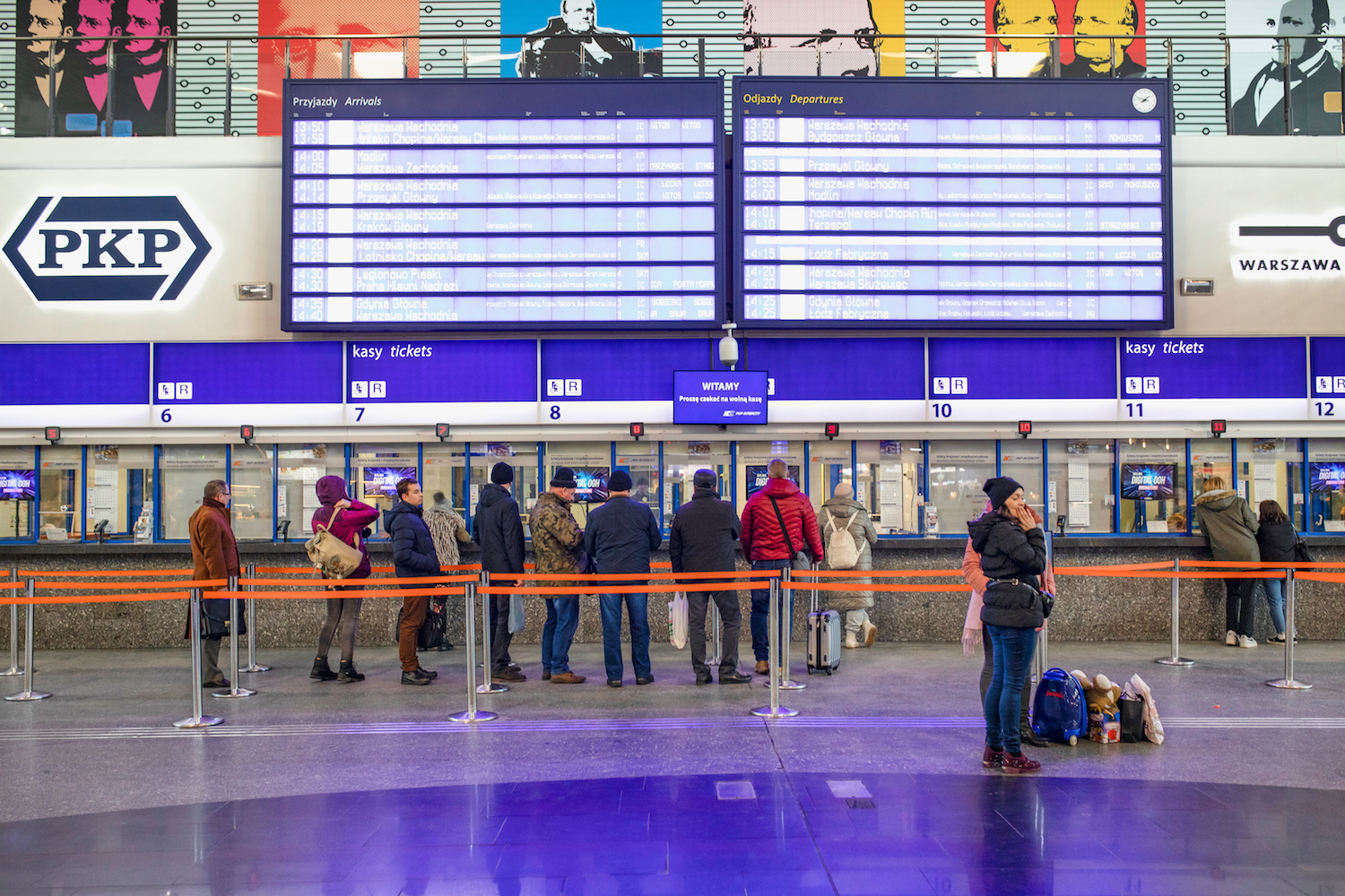 PKP Intercity ma w rozkładzie pociąg-widmo. Jest w rozkładzie, kursuje, ale… firma nie sprzedaje na niego biletów!