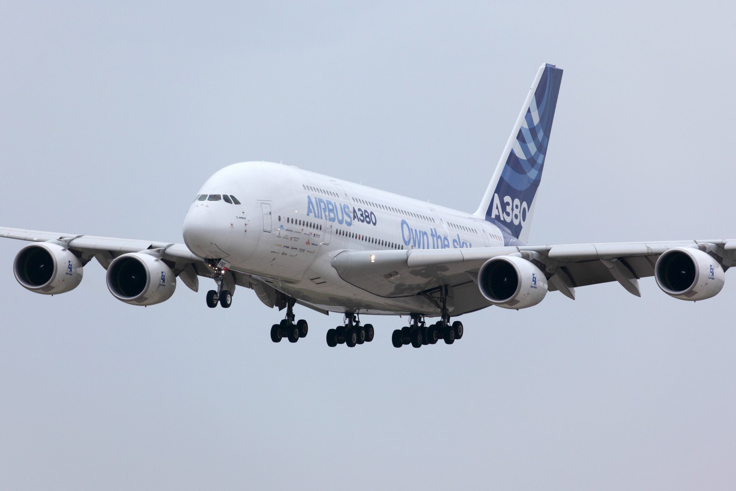 To miał być największy samolot świata – kolos od Airbusa na 1000 miejsc! Dlaczego w końcu nie powstał?