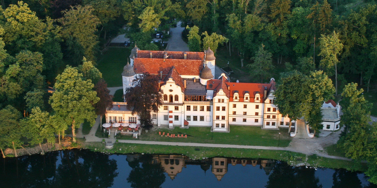 Zamek Rycerski w Krągu: hotel Podewils z wyżywieniem od 269 PLN/pokój