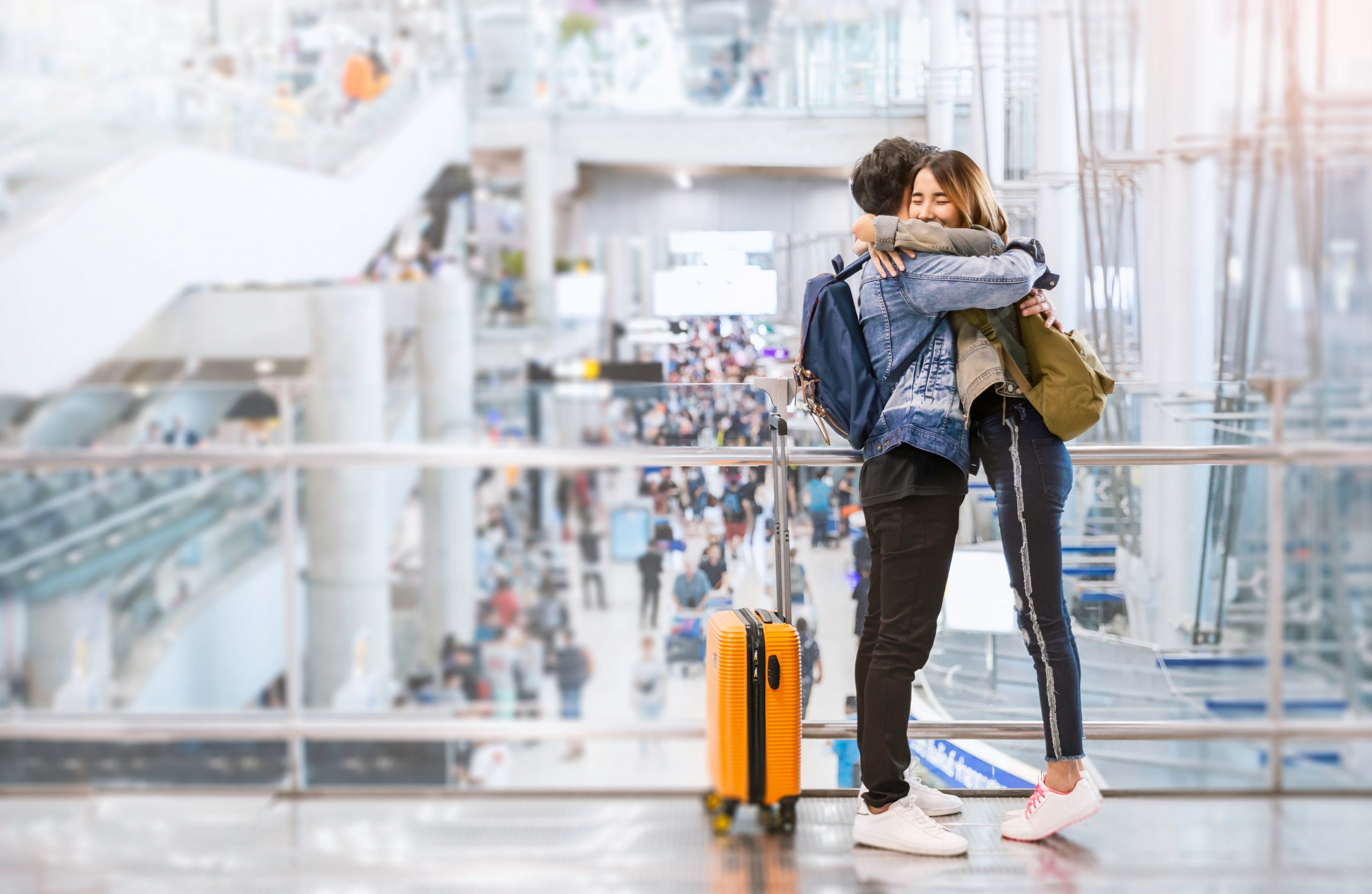 Nie masz biletu? Kolejne lotnisko pozwoli Ci przejść przez kontrolę i odprowadzić bliskich aż do bramki