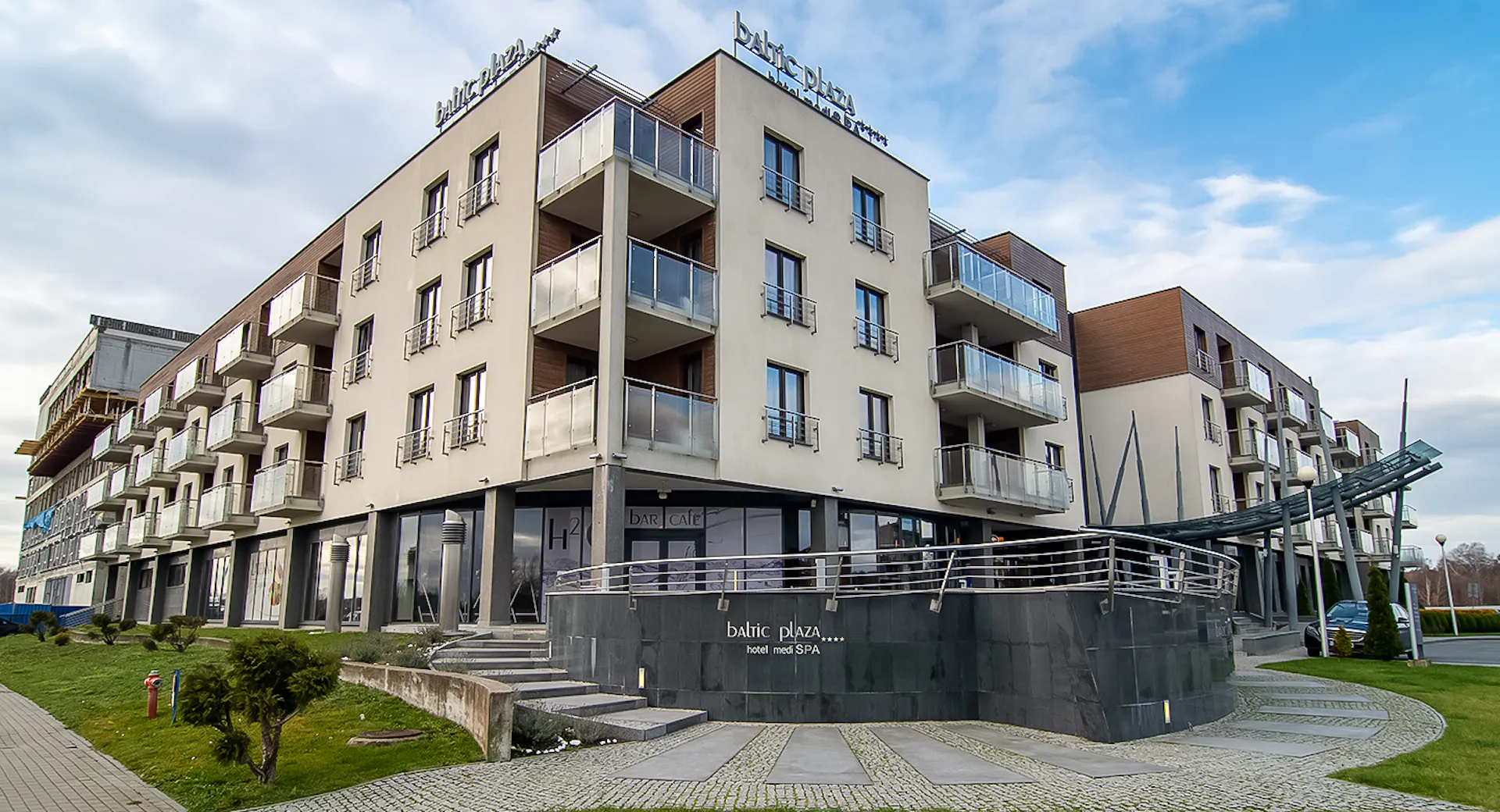 Urlop w Kołobrzegu: 4* Baltic Plaza Hotel Medi Spa z wyżywieniem od 285 PLN/pokój