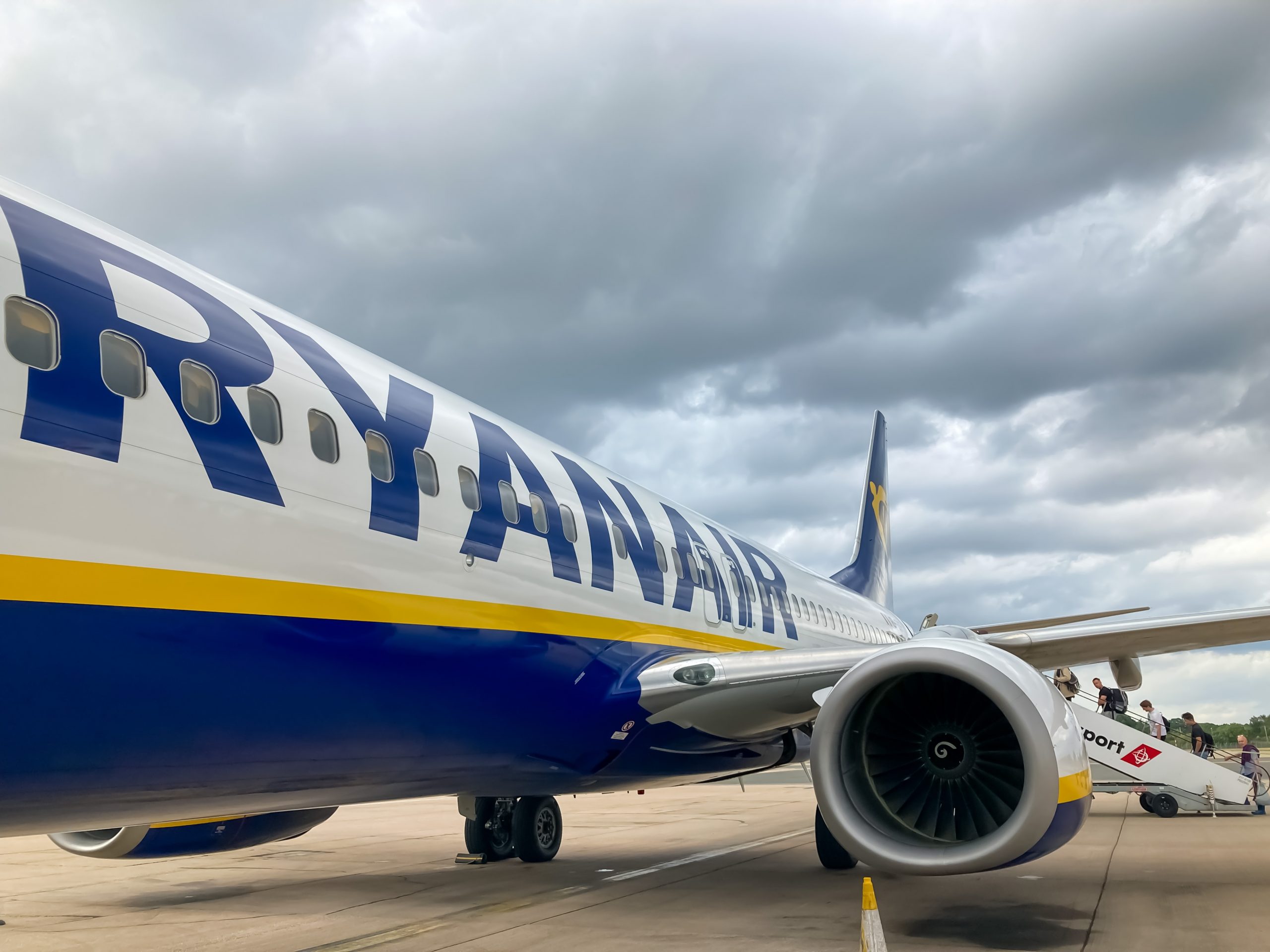 Incydent z udziałem samolotu Ryanaira lecącego z Bydgoszczy. Niewiele brakowało, a zderzyłby się z maszyną Air France