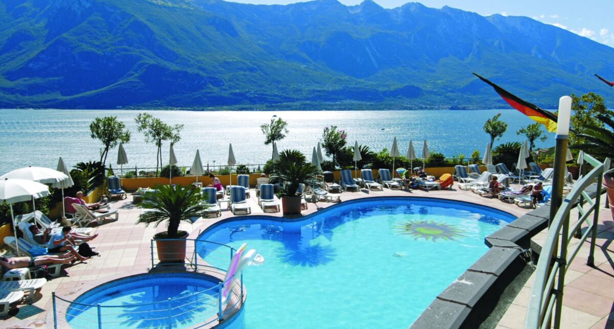 Majówka nad jeziorem Garda: 7 dni w hotelu z wyżywieniem (i napojami) za 1597 PLN/osoba