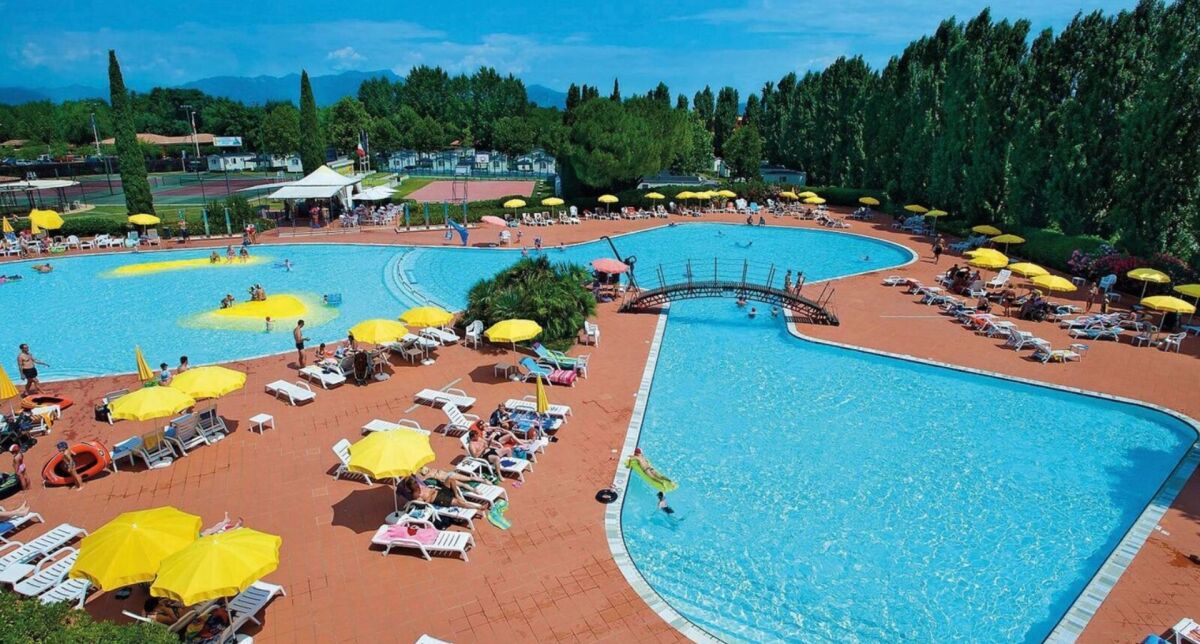 Wiosna nad jeziorem Garda: domek letniskowy dla 6 osób za 2740 PLN/tydzień