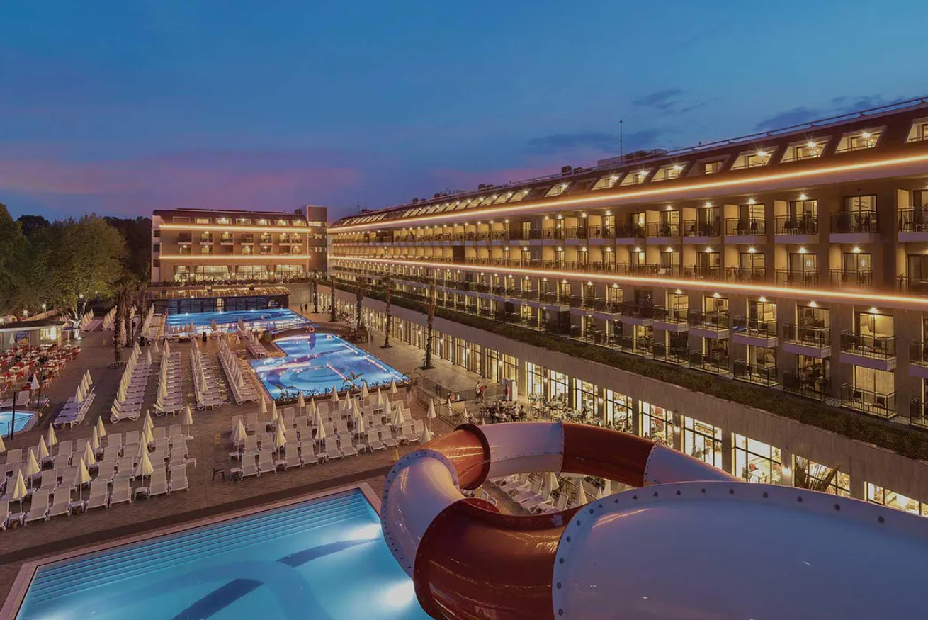 Wiosna na Riwierze Tureckiej: tydzień w 5* hotelu z all inclusvie za 1942 PLN. Urlop z Rzeszowa
