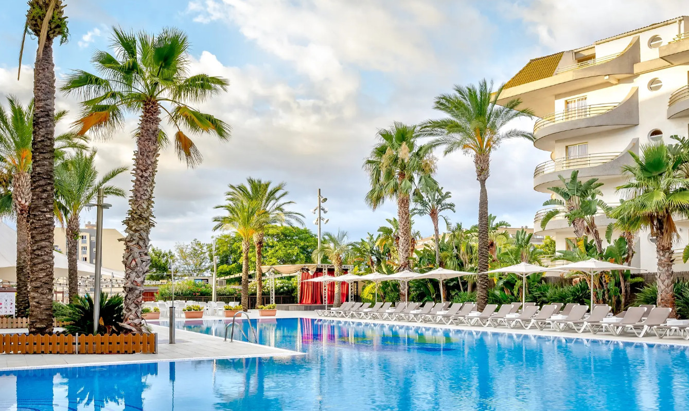 Wiosenny city break w Hiszpanii za 890 PLN. Loty z Krakowa i 3 noce w 4* hotelu