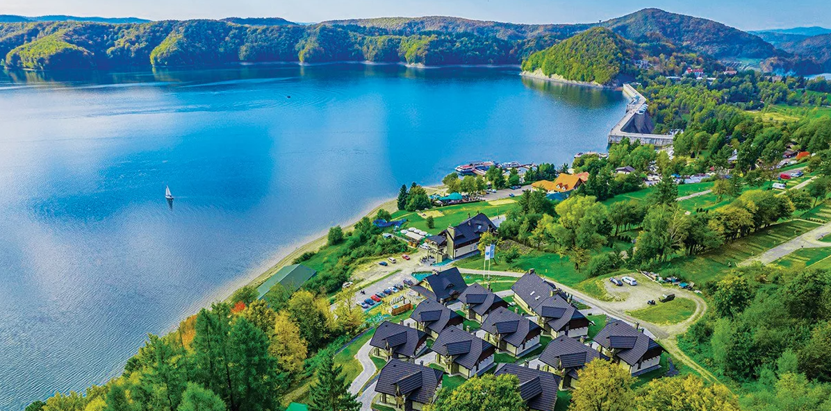 Bieszczady: White Sails Solina z wyżywieniem od 249 PLN/pokój