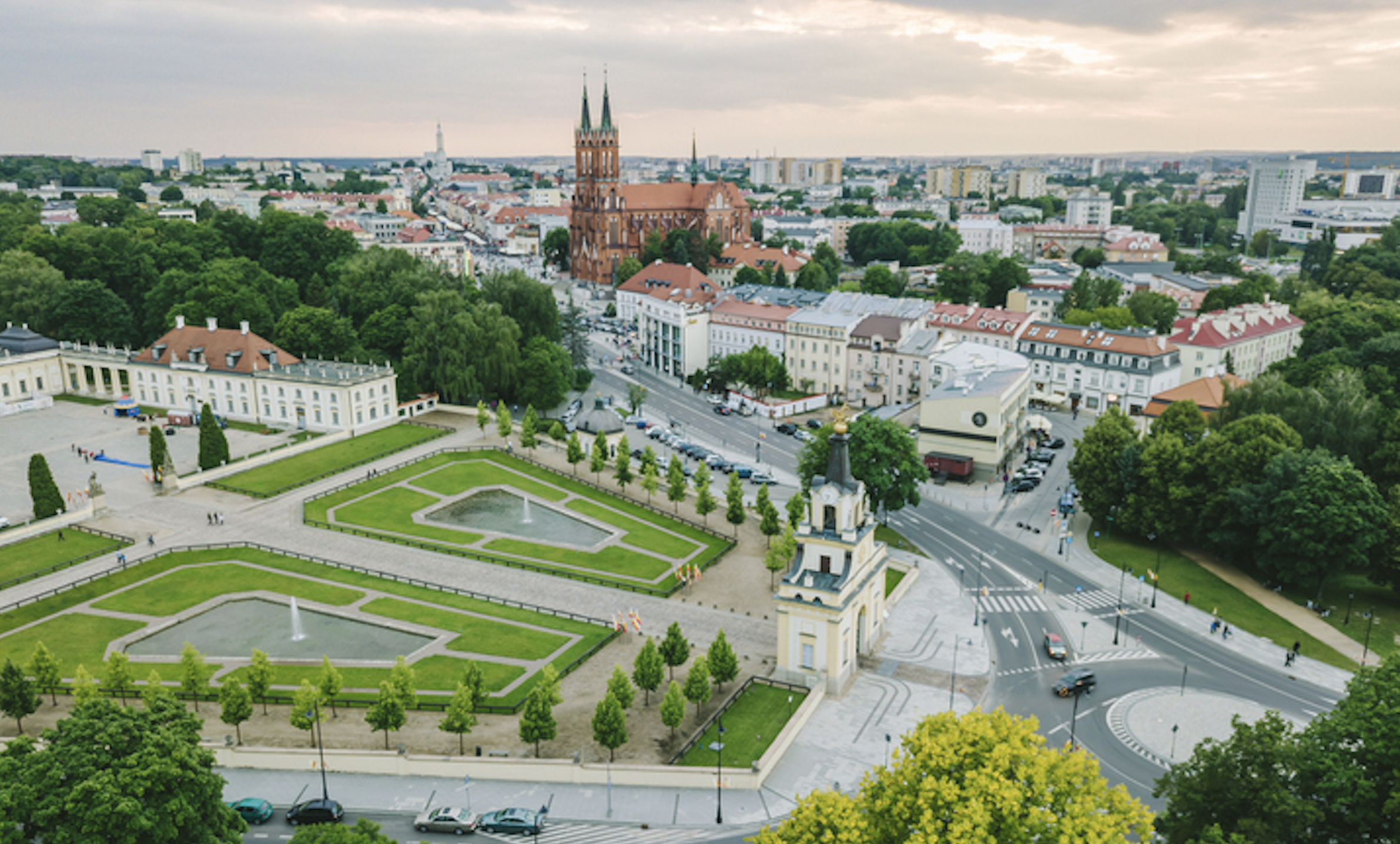 Będzie kolejne lotnisko w Polsce? Prezydent obiecuje: To będzie mały port, po 2-3 starty i lądowania dziennie