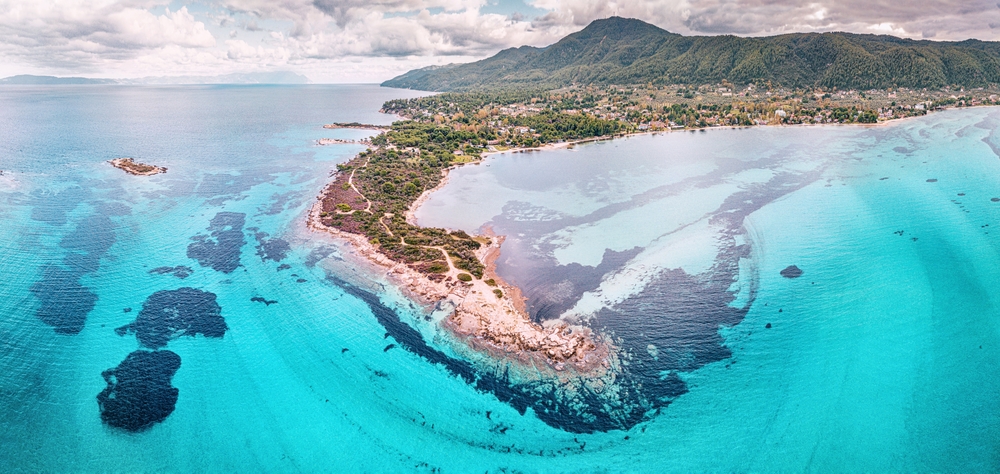 Przywitaj wakacje na Chalkidiki za 1350 PLN. Loty z Poznania, 7 noclegów + samochód