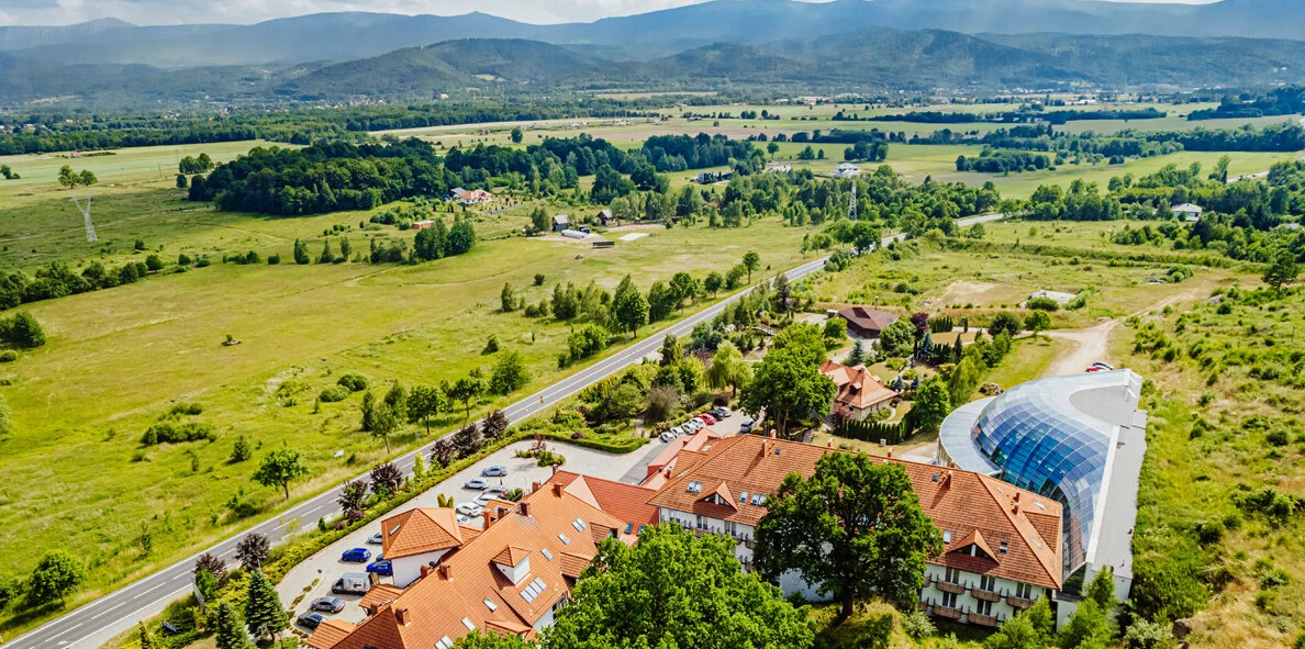 Górski wypoczynek: Kyriad Karkonosze z wyżywieniem od 299 PLN/pokój