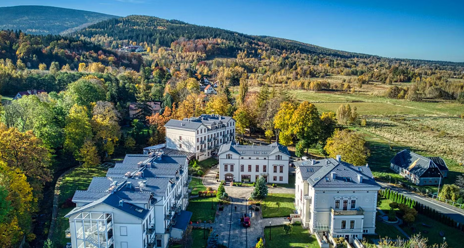 Góry Izerskie: Cottonina Hotel & Mineral SPA Resort z wyżywieniem od 378 PLN/pokój
