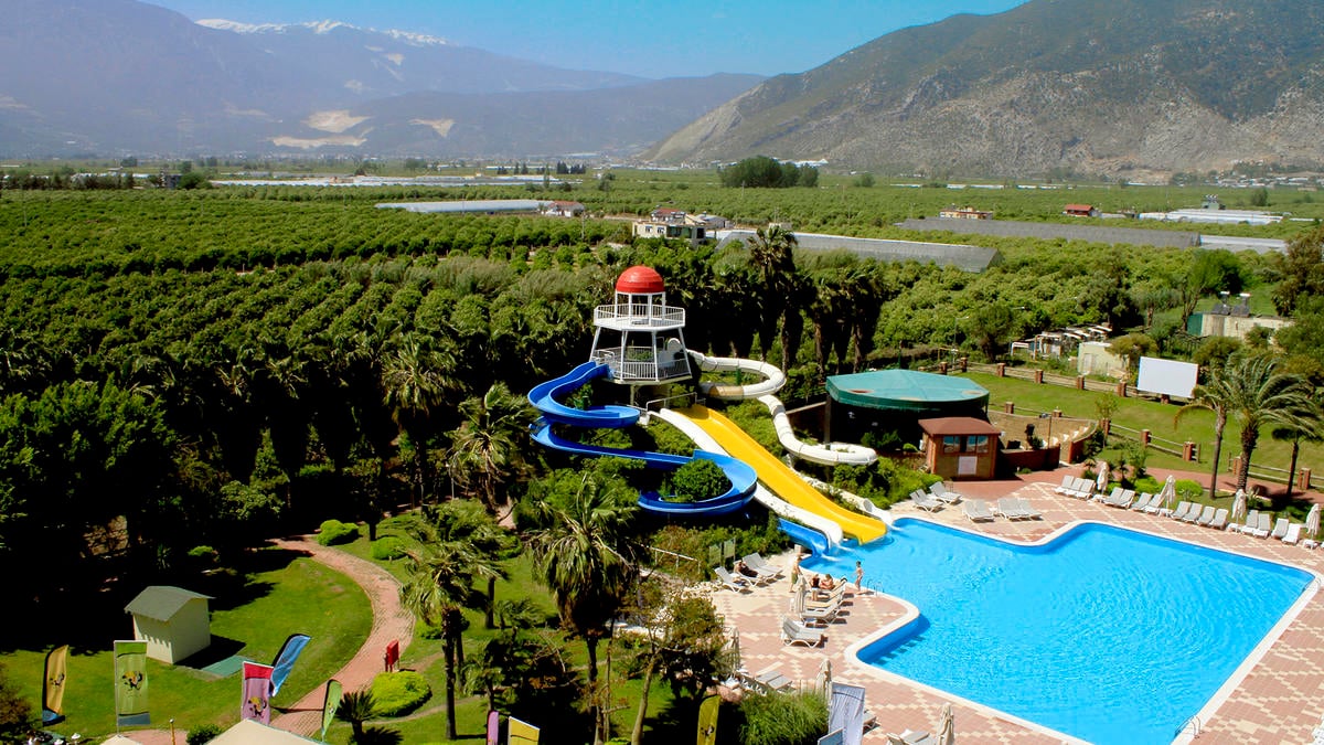 Wakacje na Riwierze Tureckiej: tydzień w 5* hotelu z all inclusive od 2199 PLN. Wyloty z 4 miast