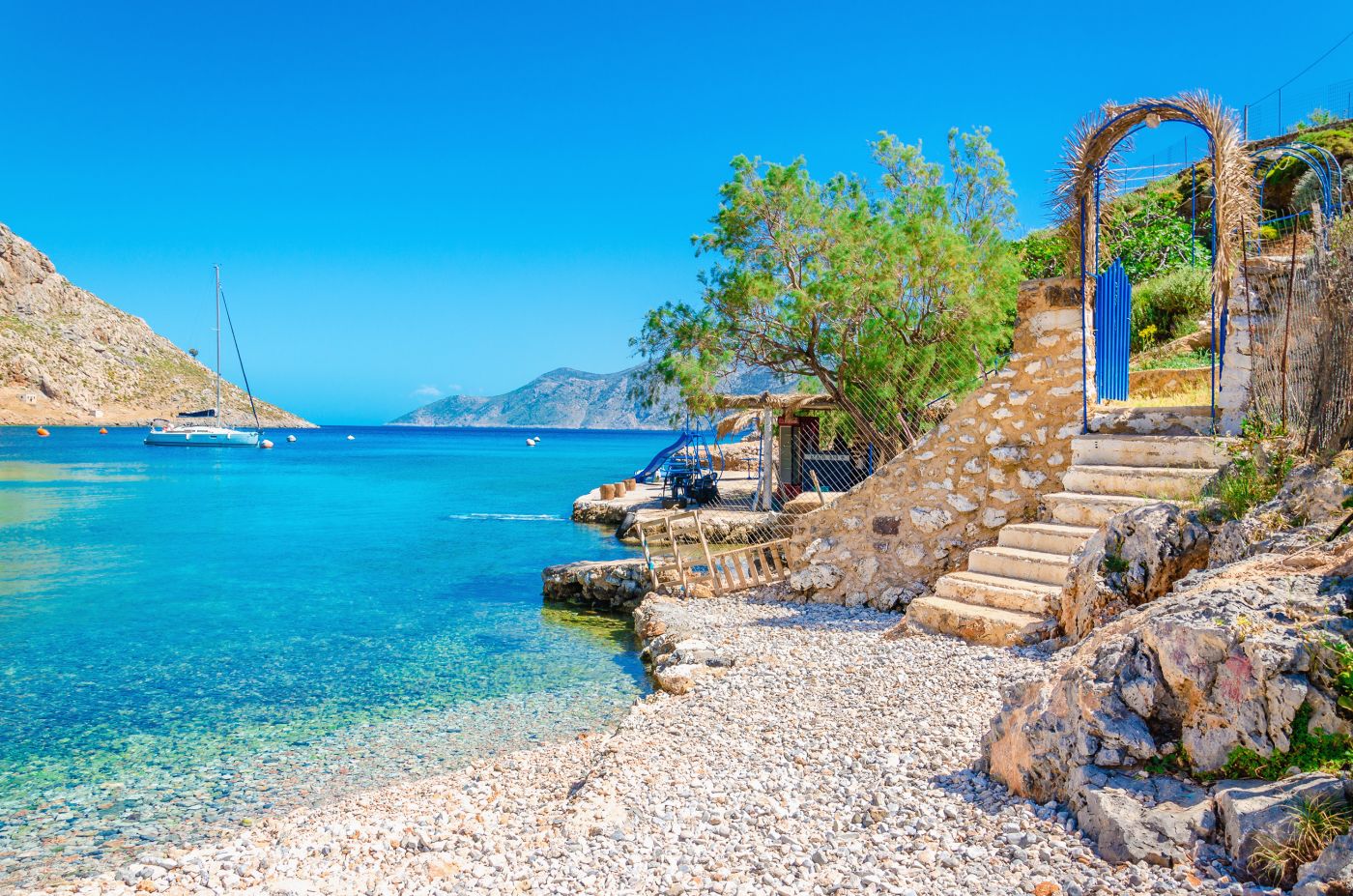 Zakończenie wakacji na Lesbos od 2009 PLN. Loty z 2 miast + 7 dni (z wyżywieniem) w hotelu przy plaży