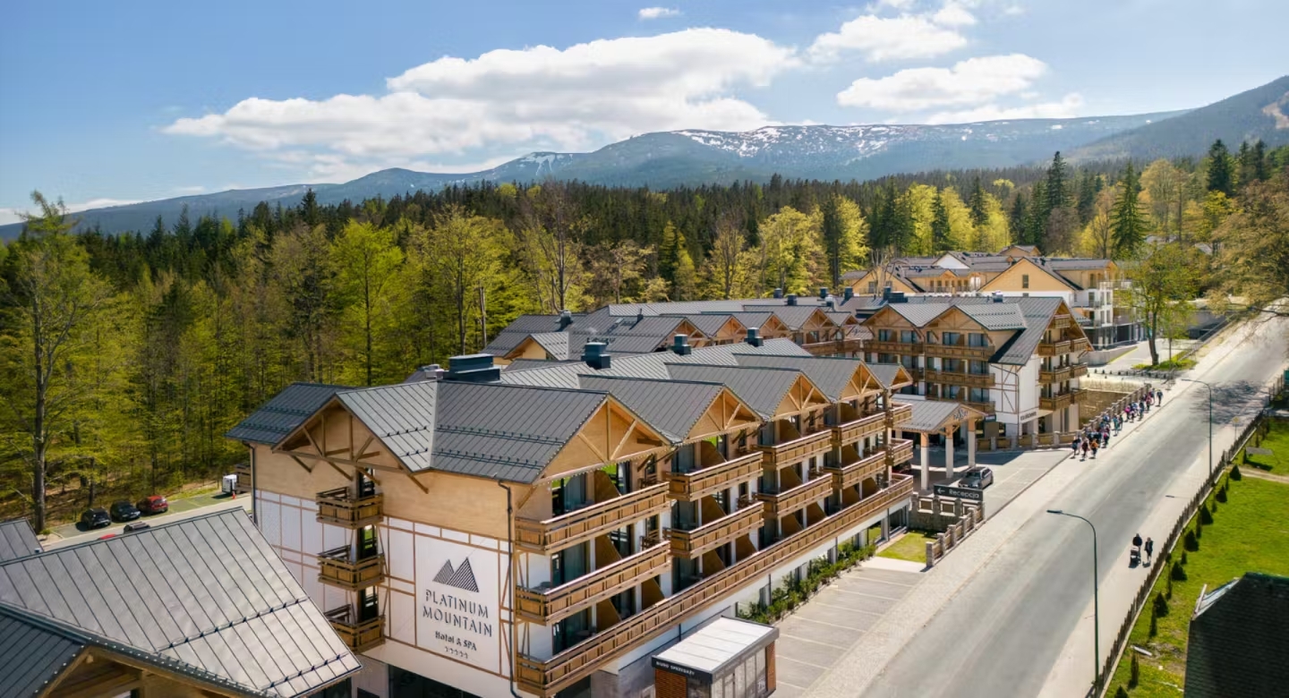 Black Weeks Summer: 5* Platinum Mountain Hotel & SPA i Platinum Adults w Szklarskiej Porębie od 238 PLN/pokój