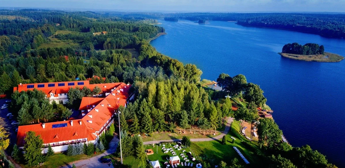 Wypoczynek nad jeziorem Isąg: 4* Masuria Hotel & SPA z wyżywieniem od 279 PLN/pokój