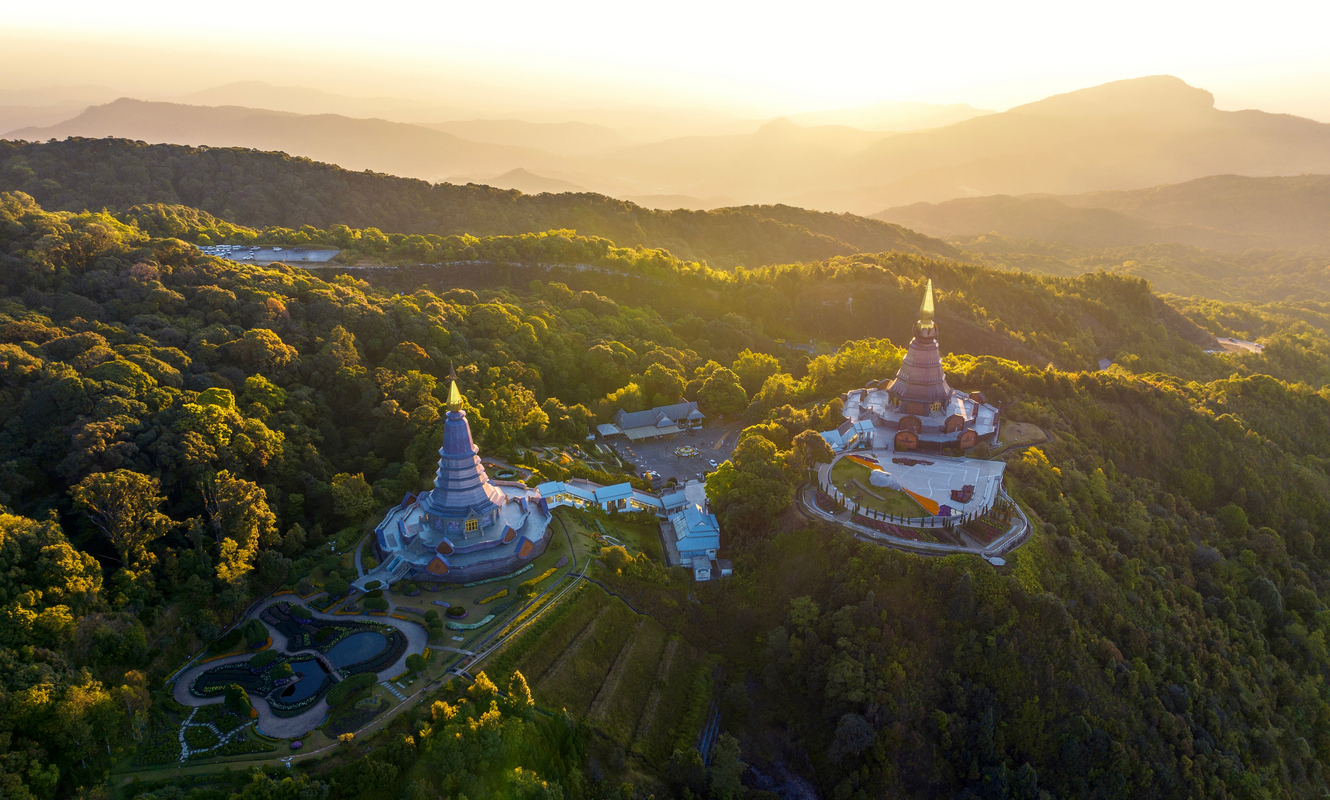 Odkryj mniej popularną część Tajlandii 🇹🇭 Chiang Mai z Warszawy od 2542 PLN 🔥