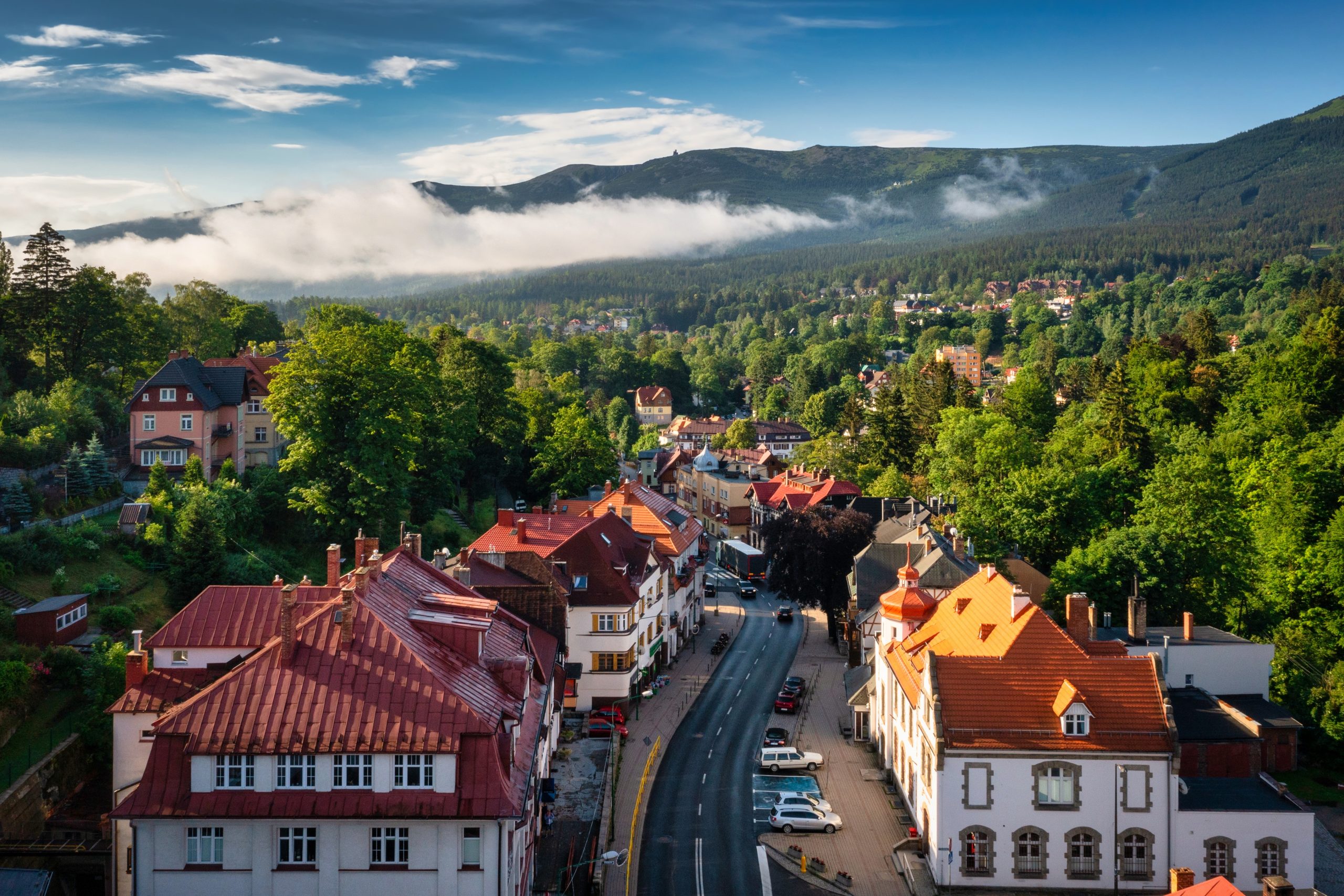 Karkonosze ponownie otwarte. Turyści się wahają, a przedsiębiorcy proszą: przyjeżdżajcie!