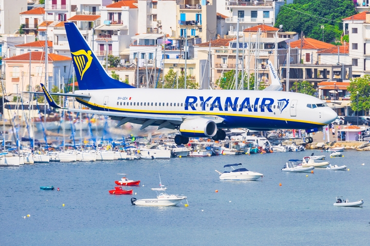 Ryanair chce założyć swoje biuro podróży i sprzedawać wycieczki! Czy tym razem podbije serca turystów?