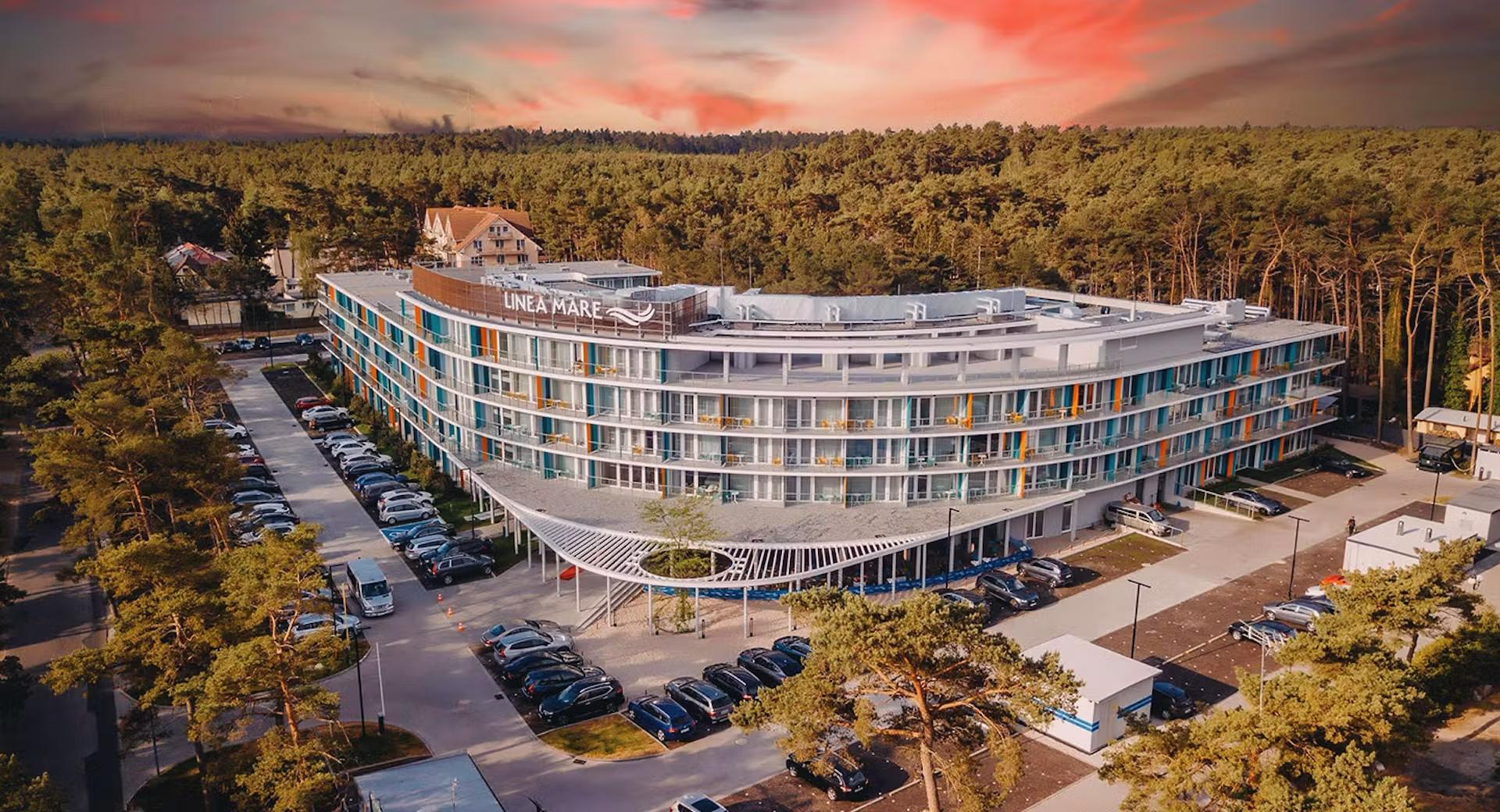 Bałtyk na wypasie: 5* hotel Linea Mare ze śniadaniami od 416 PLN/pokój