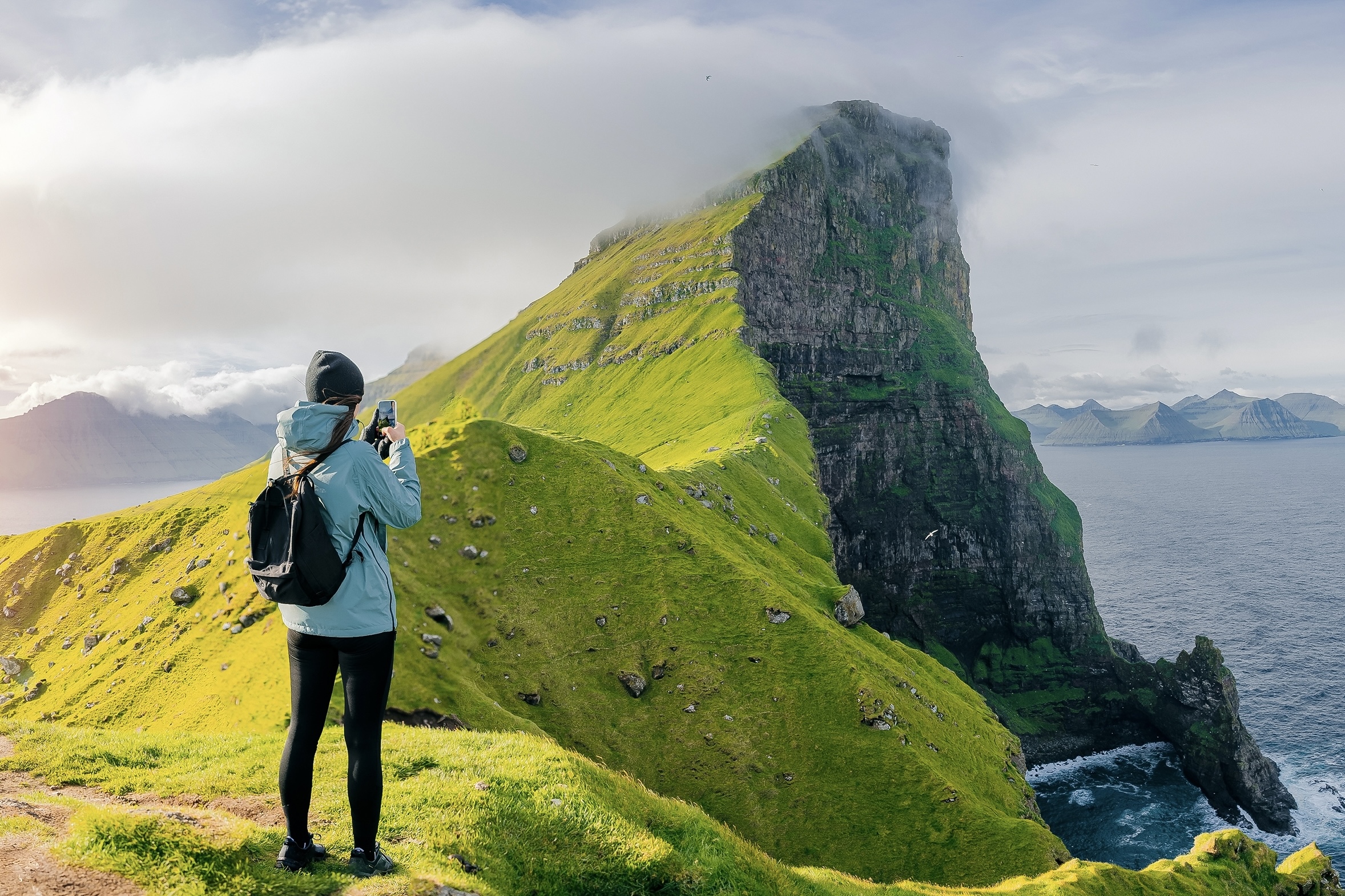 Wyspy Owcze staną się ofiarą własnej popularności? Szykują się nowe przepisy i podatek!