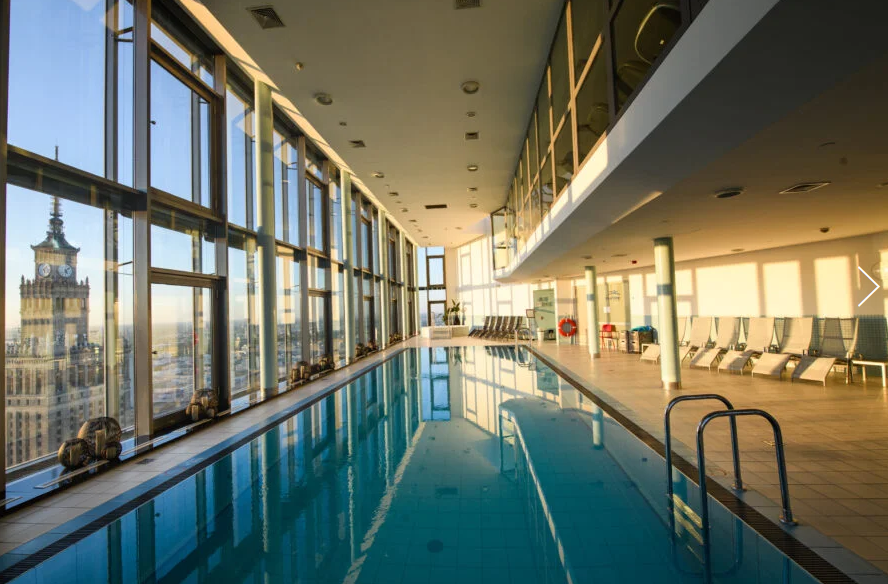 Luksusowy pobyt w stolicy: noclegi w 5* hotelu InterContinental z basenem na 44 piętrze od 532 PLN/pokój