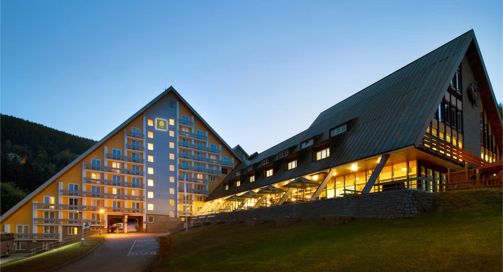 Relaks w Czechach: 4* Pinia Hotel & Resort ze śniadaniami od 204 PLN/pokój